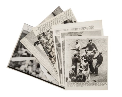 Mickey Mantle Home Run Vintage Wire Photo Collection of (6)   